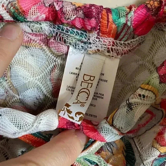 Becca Floral Crochet Slit Wide Leg‎ Pants Medium - Picture 14 of 15